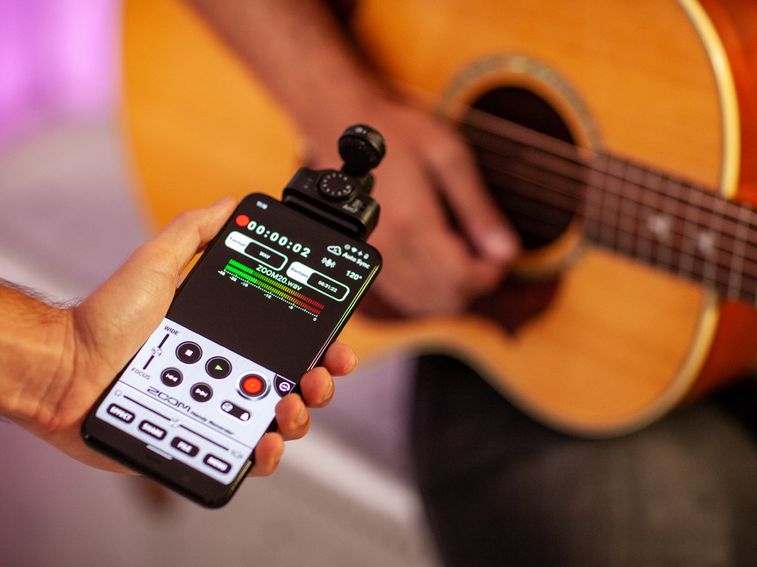 Using the Zoom Handy App and Am7 while recording a guitar